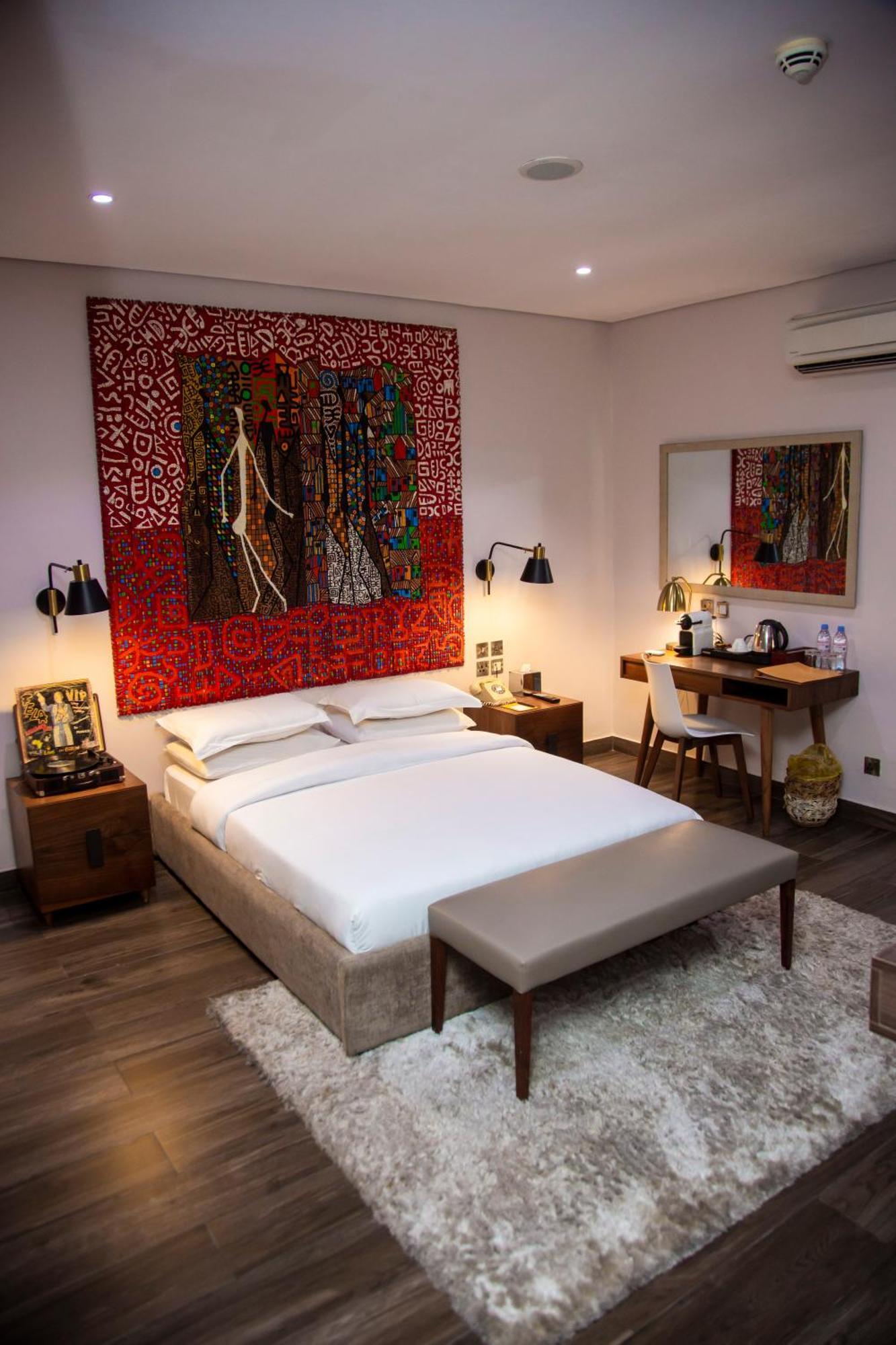 The White Orchid Hotel Лагос Екстериор снимка