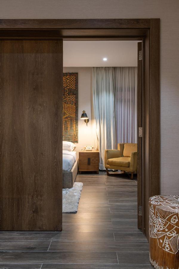 The White Orchid Hotel Лагос Екстериор снимка