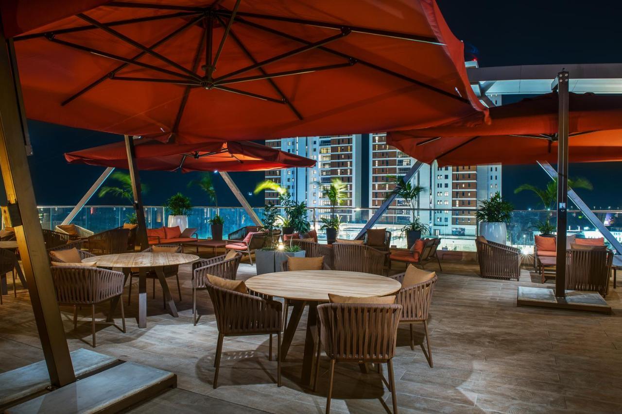 The White Orchid Hotel Лагос Екстериор снимка